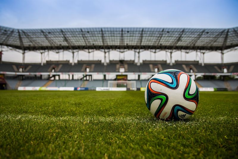 中场大师：比赛节奏的隐形掌控者